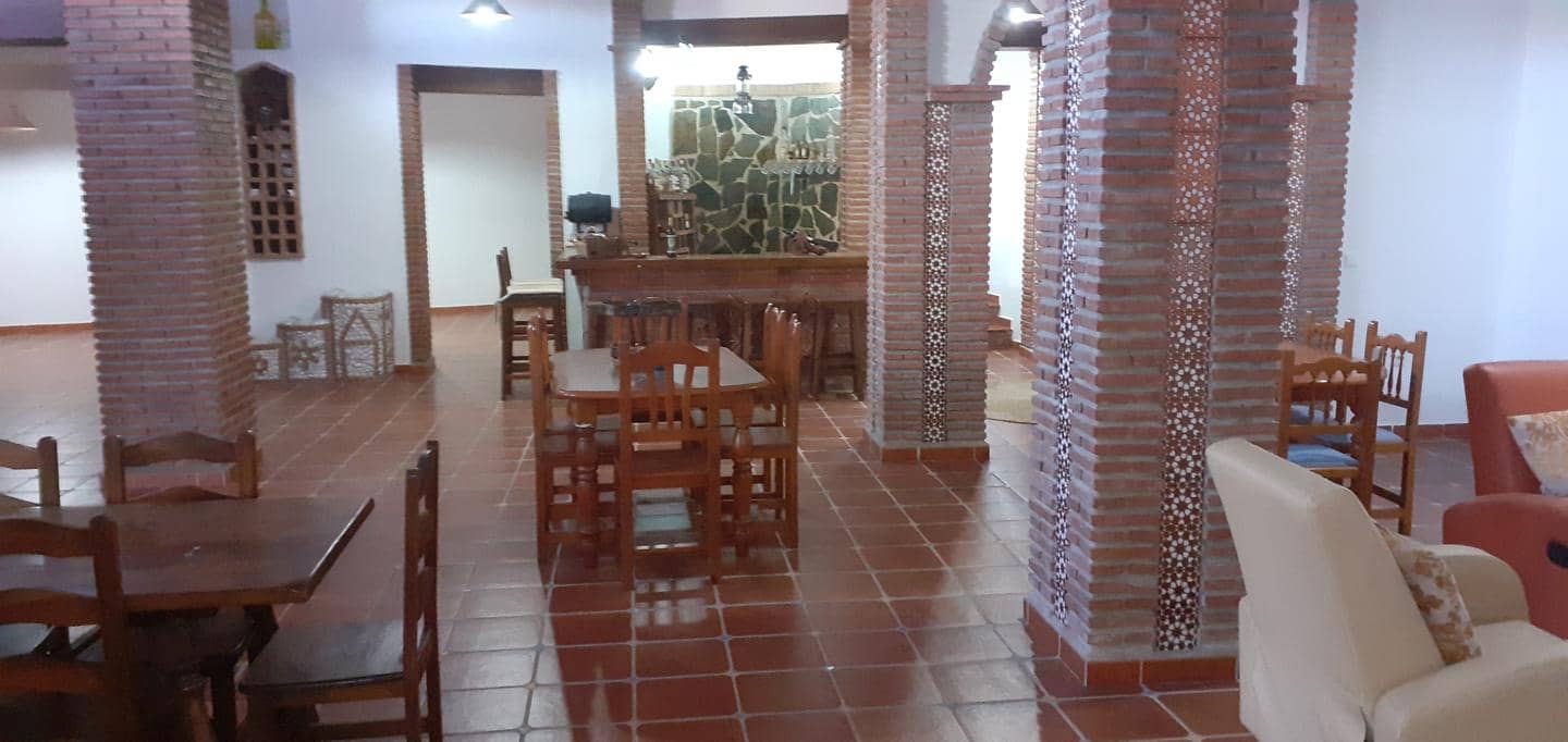 5 bedroom Villa for sale in Frigiliana with pool garage - € 850,000 (Ref: 6389625)