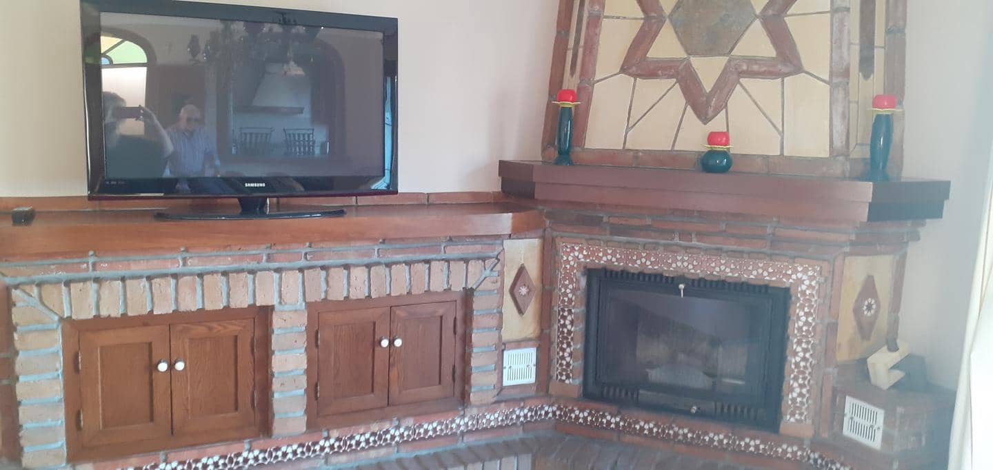 5 bedroom Villa for sale in Frigiliana with pool garage - € 850,000 (Ref: 6389625)