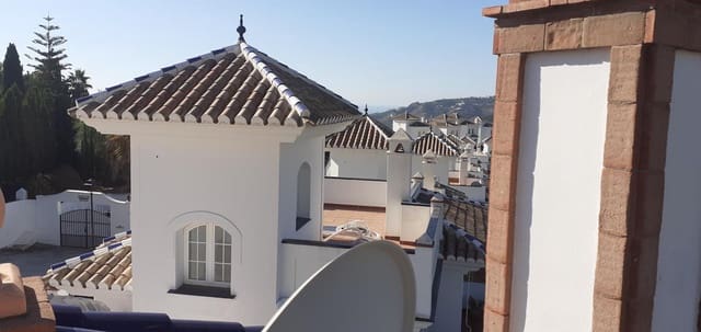 5 sypialnia Willa na sprzedaż w Frigiliana z basenem garażem - 850 000 € (Ref: 6389625)