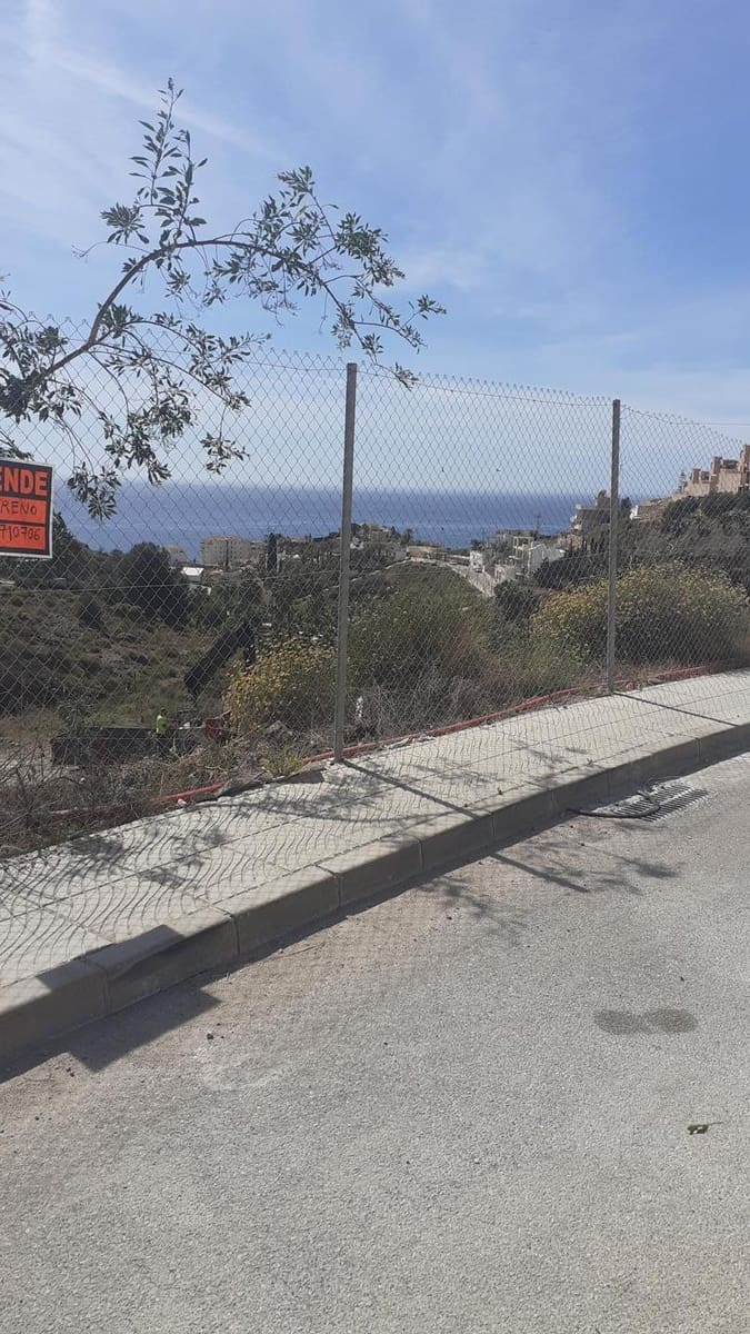 Grunde uden byggetilladelser til salg i Torrox-Costa - € 135.000 (Ref: 7469169)