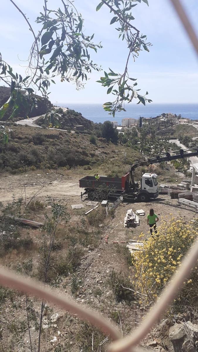 Grunde uden byggetilladelser til salg i Torrox-Costa - € 135.000 (Ref: 7469169)