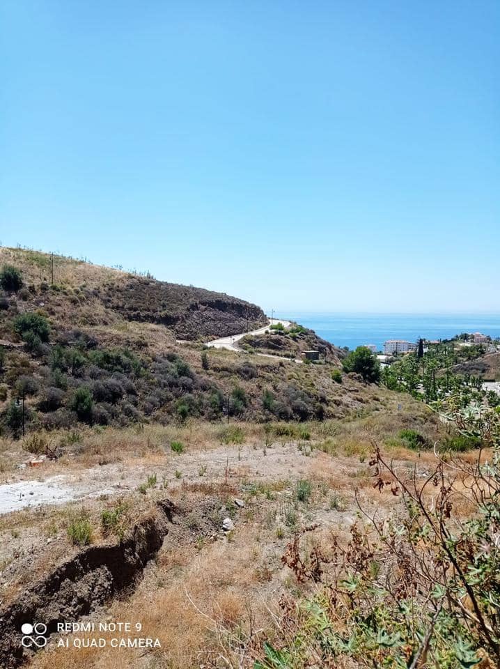 Grunde uden byggetilladelser til salg i Torrox-Costa - € 135.000 (Ref: 7469169)