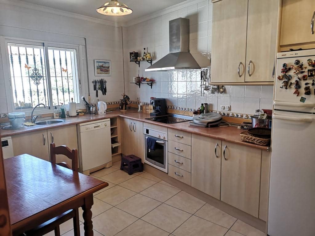 3 chambre Villa/Maison à vendre à Torrox-Costa avec piscine garage - 450 000 € (Ref: 7688972)