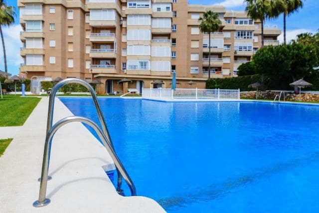 2 soverom Leilighet til leie i Torrox-Costa med garasje - € 800 (Ref: 7778019)