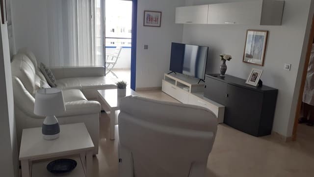 2 soveværelse Lejlighed til leje i El Peñoncillo, Torrox med garage - € 1.200 (Ref: 7778020)