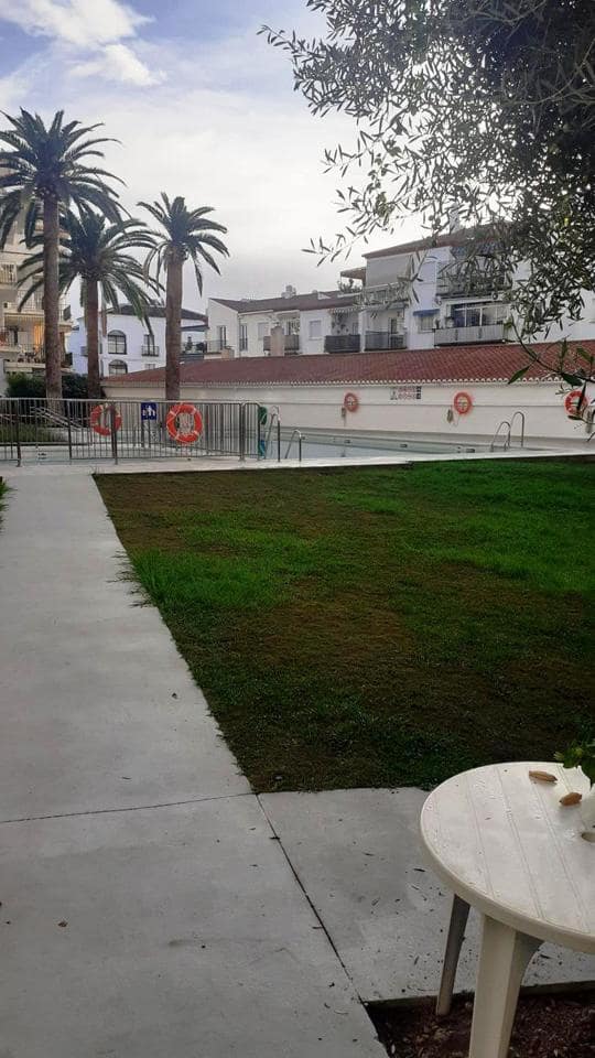 Appartement de 1 chambre à louer à Nerja - 750 € (Ref: 7848654)