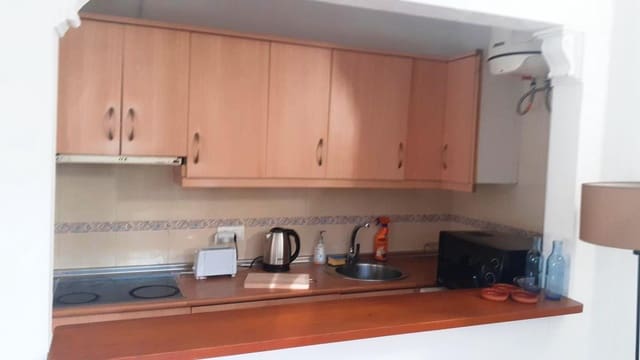1 sovrum Lägenhet att hyra i Centro, Nerja - 750 € (Ref: 7848654)
