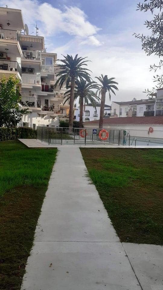 Appartement de 1 chambre à louer à Nerja - 750 € (Ref: 7848654)