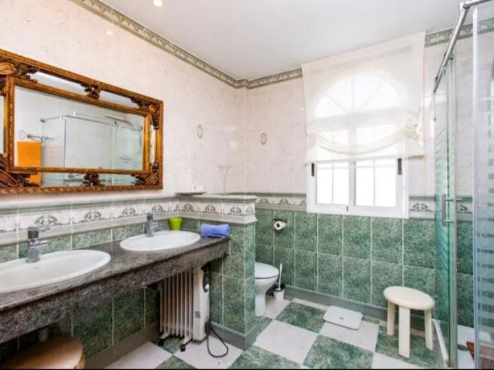 3 soveværelse Villa til salg i Nerja - € 749.000 (Ref: 7863702)