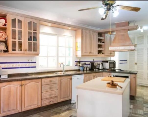 3 sypialnia Willa na sprzedaż w Chaparil - Torrecilla - Punta Lara, Nerja - 749 000 € (Ref: 7863702)