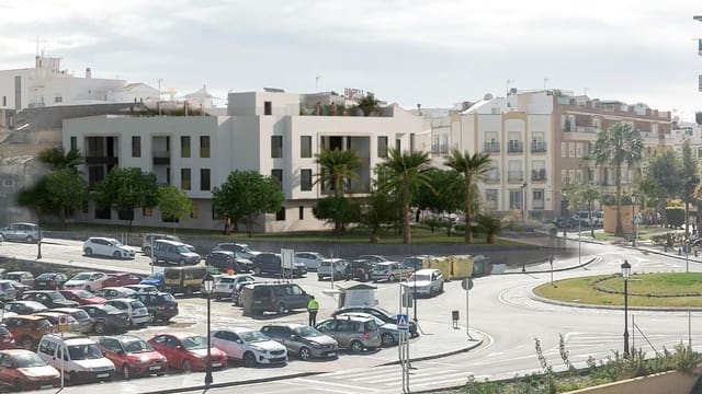 2 soverom Leilighet til salgs i Avda Pescia - Ctra de Frigiliana, Nerja med garasje - € 228 000 (Ref: 7980689)