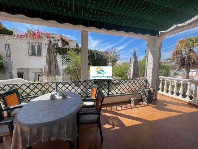 3 camera da letto Villa in vendita in Nerja con piscina garage - 450.000 € (Rif: 8028934)
