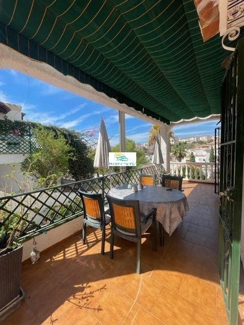 3 camera da letto Villa in vendita in Nerja con piscina garage - 450.000 € (Rif: 8028934)