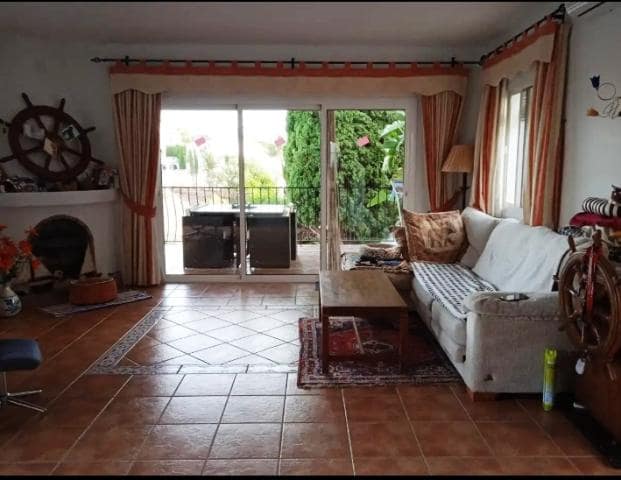 3 soveværelse Villa til salg i Nueva Nerja, Nerja med swimmingpool garage - € 645.000 (Ref: 8050379)