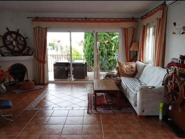 3 soveværelse Villa til salg i Nueva Nerja, Nerja med swimmingpool garage - € 645.000 (Ref: 8050379)