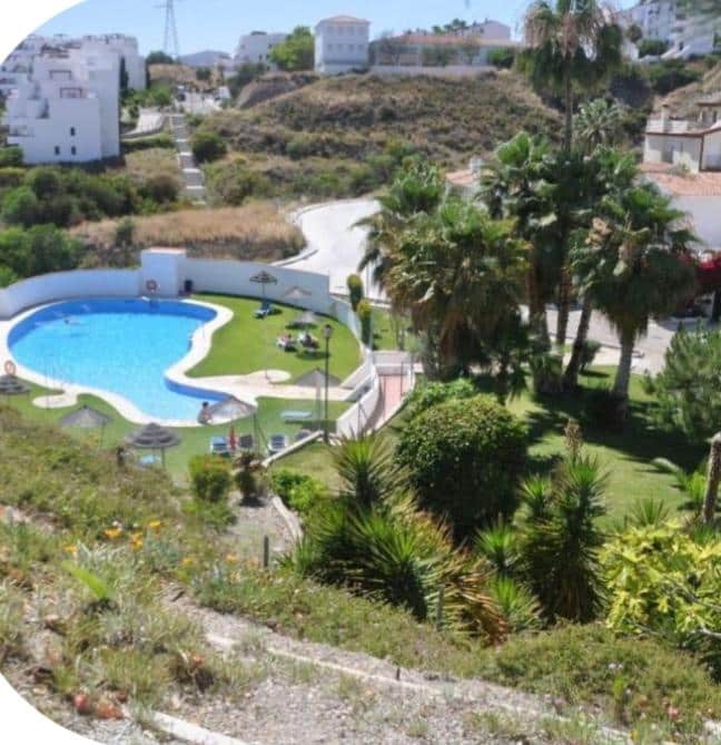 2 soverom Leilighet til salgs i Nerja med garasje - € 327 500 (Ref: 8211732)