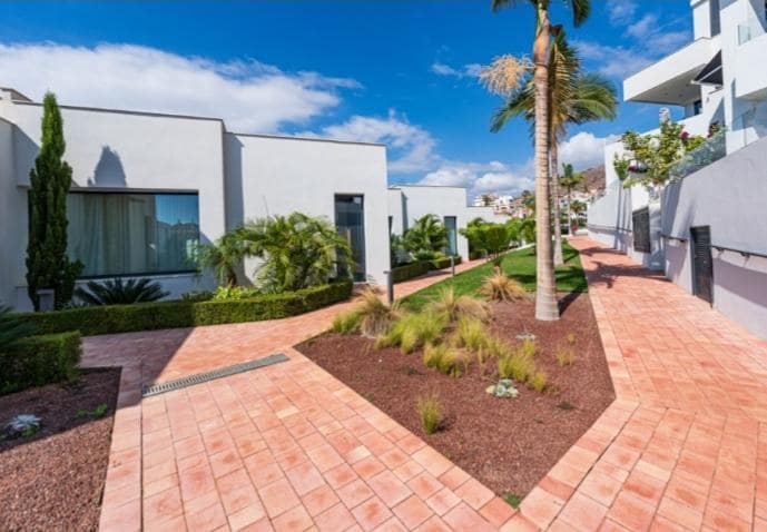 3 soverom Leilighet til salgs i Nerja med garasje - € 496 000 (Ref: 8240562)