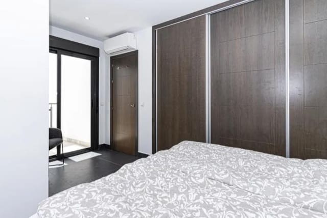 3 camera da letto Villa in vendita in Avda Pescia - Ctra de Frigiliana, Nerja con piscina - 595.000 € (Rif: 8240563)