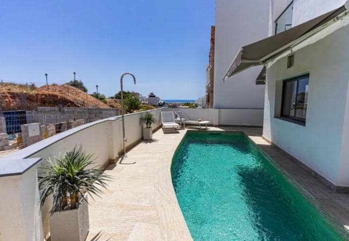 3 camera da letto Villa in vendita in Nerja con piscina - 595.000 € (Rif: 8240563)