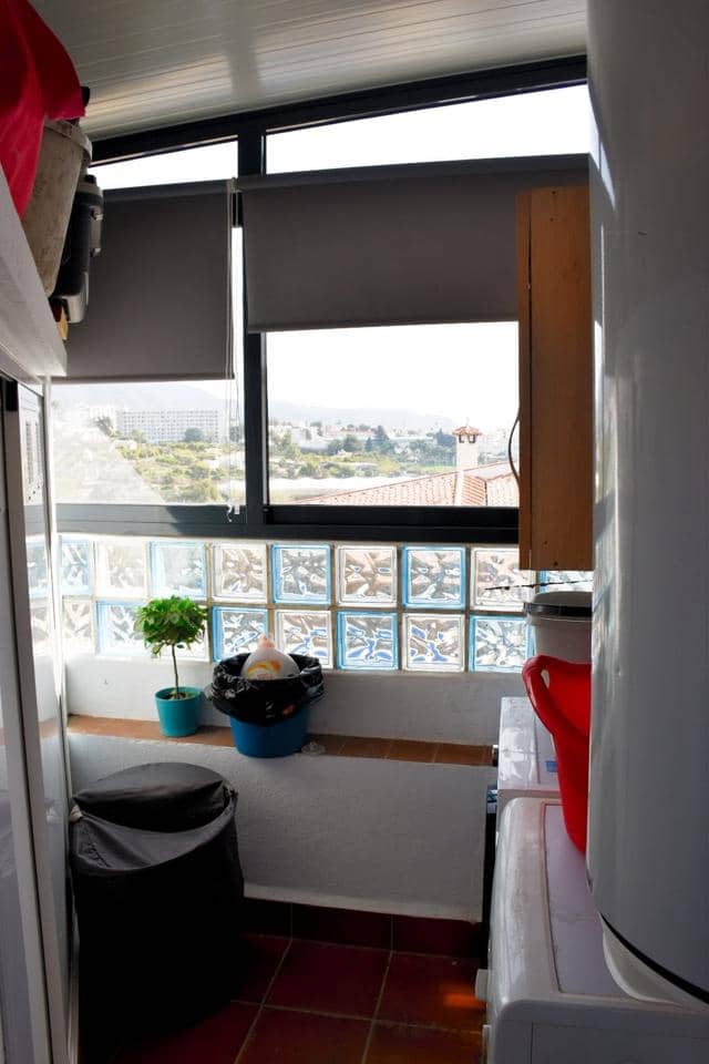 3 makuuhuone Huvila myytävänä paikassa Nerja mukana uima-altaan 
autotalli - 630 000 € (Ref: 8253106)