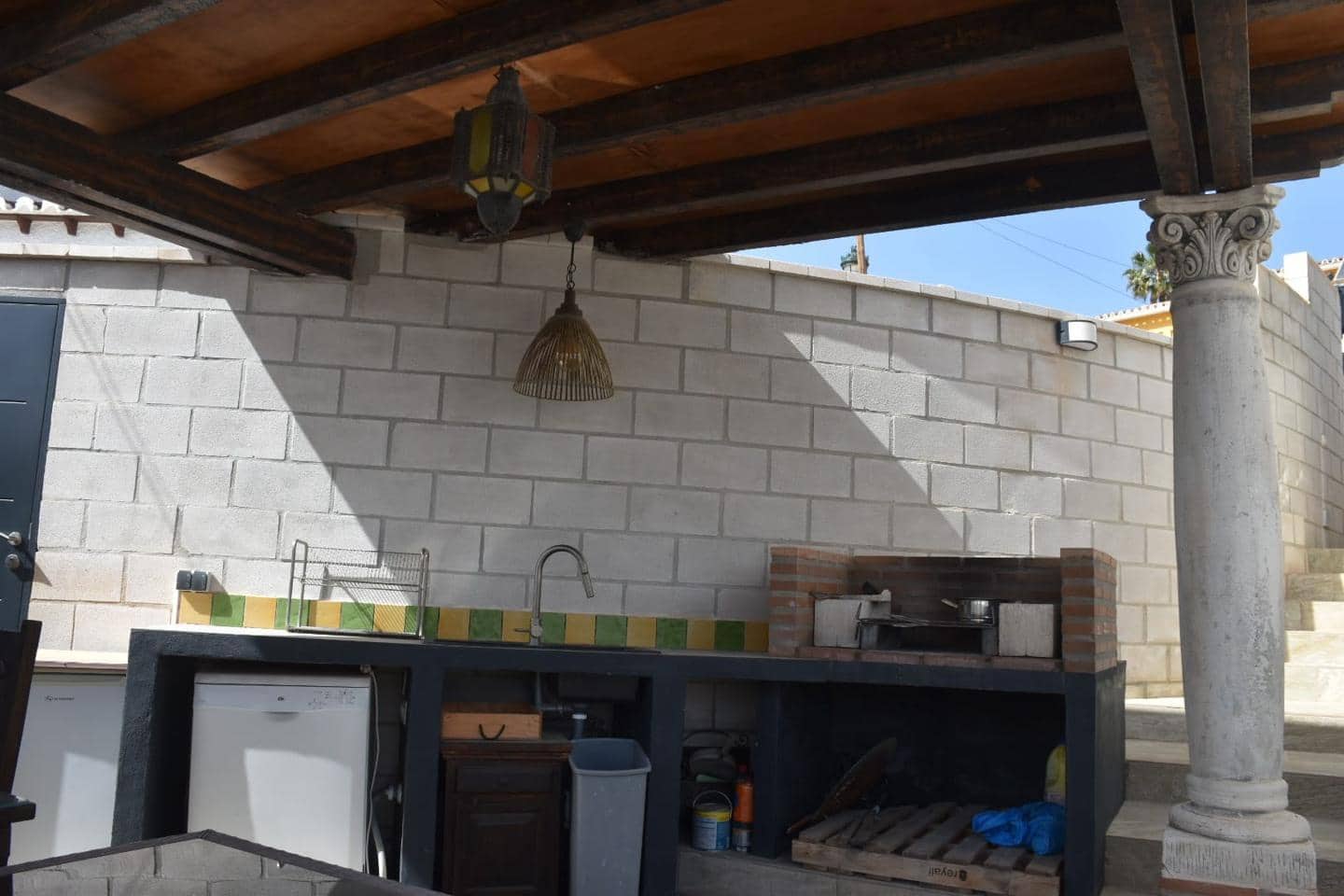 3 makuuhuone Huvila myytävänä paikassa Nerja mukana uima-altaan 
autotalli - 630 000 € (Ref: 8253106)