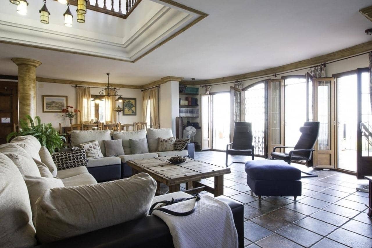 7 chambre Villa/Maison à vendre à Frigiliana avec piscine garage - 1 200 000 € (Ref: 8296397)