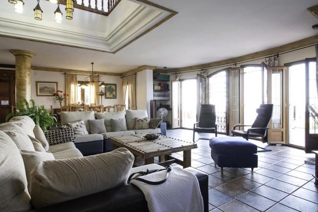 7 chambre Villa/Maison à vendre à Frigiliana avec piscine garage - 1 200 000 € (Ref: 8296397)