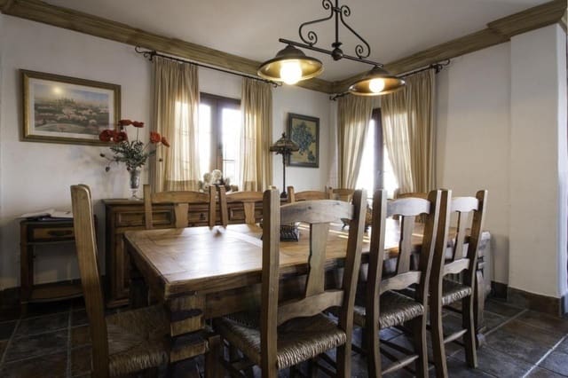 7 chambre Villa/Maison à vendre à Frigiliana avec piscine garage - 1 200 000 € (Ref: 8296397)