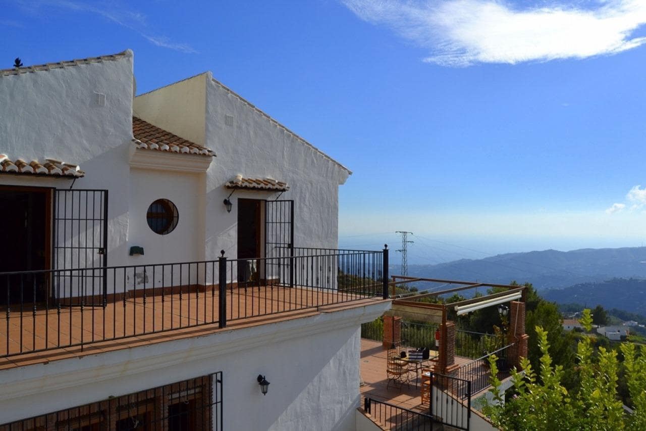 7 chambre Villa/Maison à vendre à Frigiliana avec piscine garage - 1 200 000 € (Ref: 8296397)