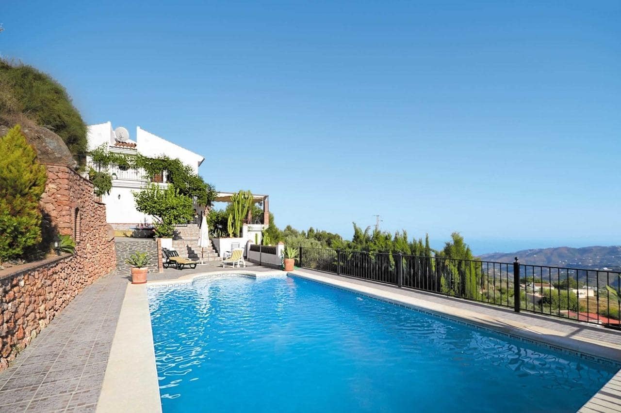 7 chambre Villa/Maison à vendre à Frigiliana avec piscine garage - 1 200 000 € (Ref: 8296397)