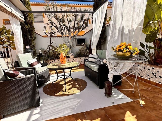 2 sovrum Villa till salu i El Peñoncillo, Torrox - 335 000 € (Ref: 8361809)