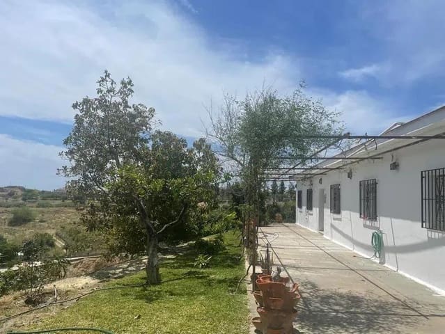 10 sovrum Villa till salu i Vélez-Málaga med pool - 425 000 € (Ref: 8451688)