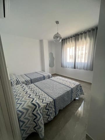 Appartement de 2 chambres à louer à Centro, Nerja avec garage - 1 200 € (Ref: 8493111)