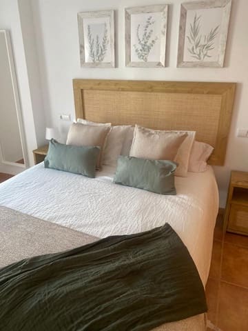 2 soveværelse Lejlighed til leje i Centro, Nerja - € 1.000 (Ref: 8495715)