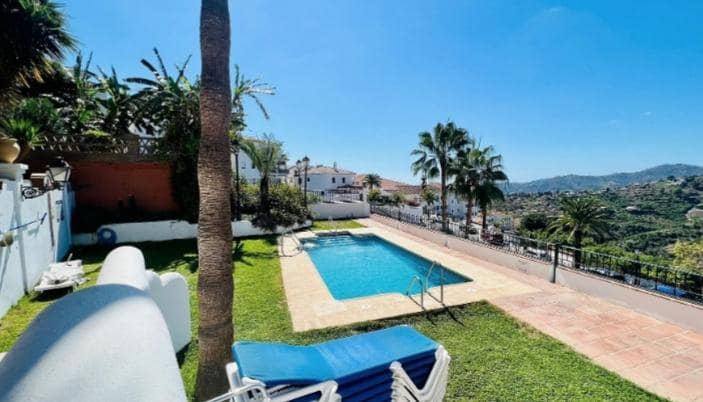 2 slaapkamer Flat te koop in Frigiliana - € 230.000 (Ref: 8521143)