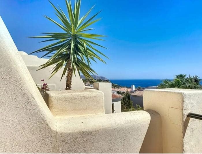 3 chambre Villa/Maison à vendre à Nerja avec piscine - 499 000 € (Ref: 8536151)