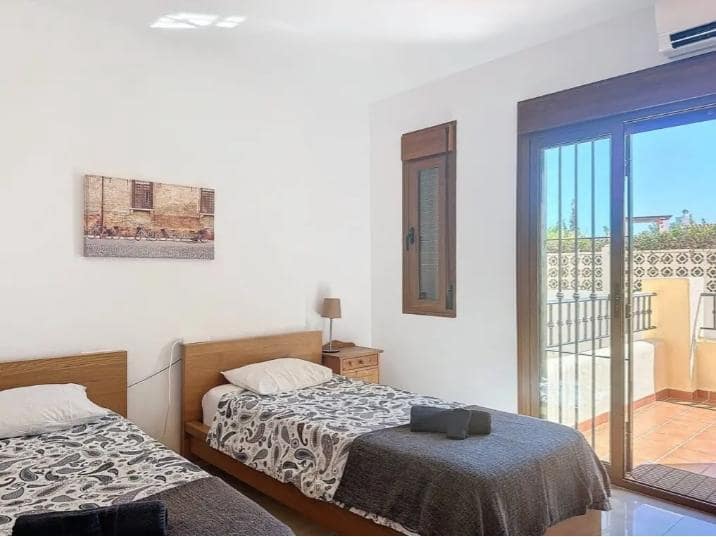 3 chambre Villa/Maison à vendre à Nerja avec piscine - 499 000 € (Ref: 8536151)