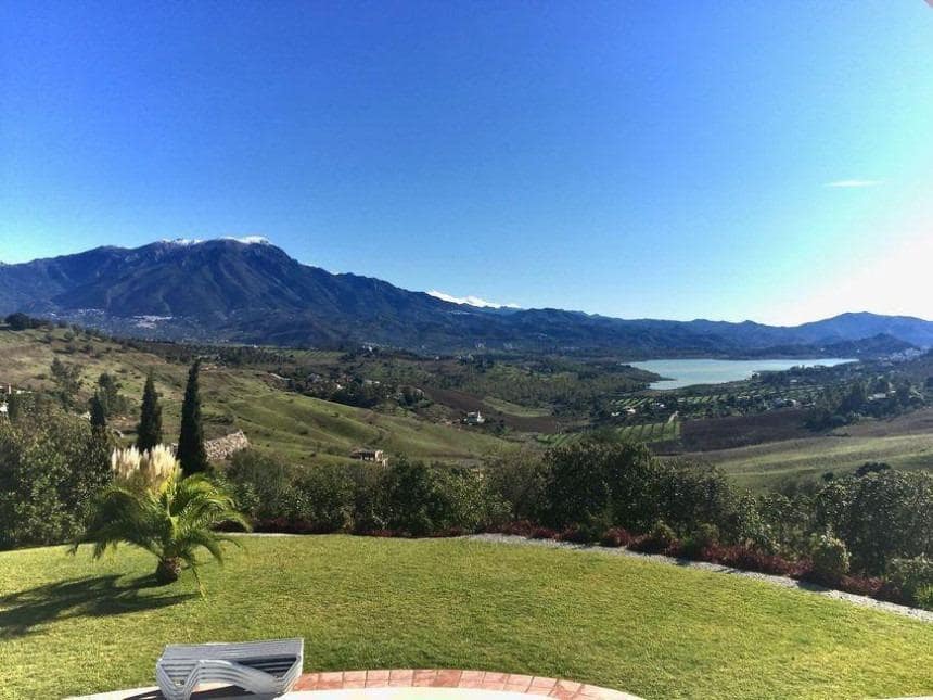 6 sovrum Villa till salu i Vinuela med pool garage - 820 000 € (Ref: 8596784)