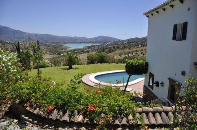 6 sovrum Villa till salu i Viñuela med pool garage - 820 000 € (Ref: 8596784)