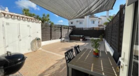 3 sovrum Villa till salu i Urbanización Santa Rosa, Torrox - 360 000 € (Ref: 8684302)