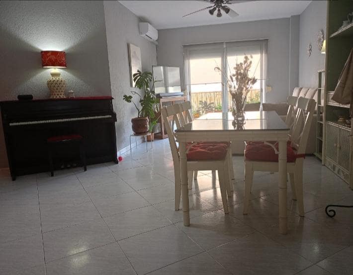 3 soveværelse Lejlighed til salg i Nerja - € 302.000 (Ref: 8804026)