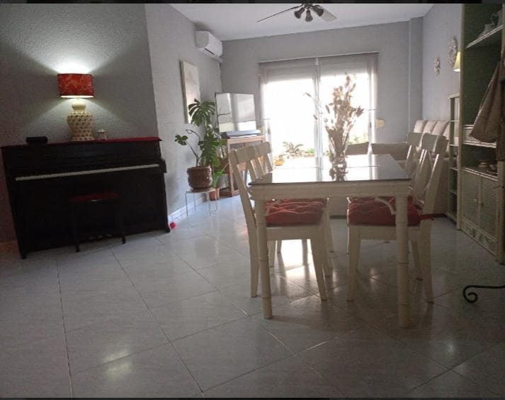 3 soveværelse Lejlighed til salg i Nerja - € 302.000 (Ref: 8804026)