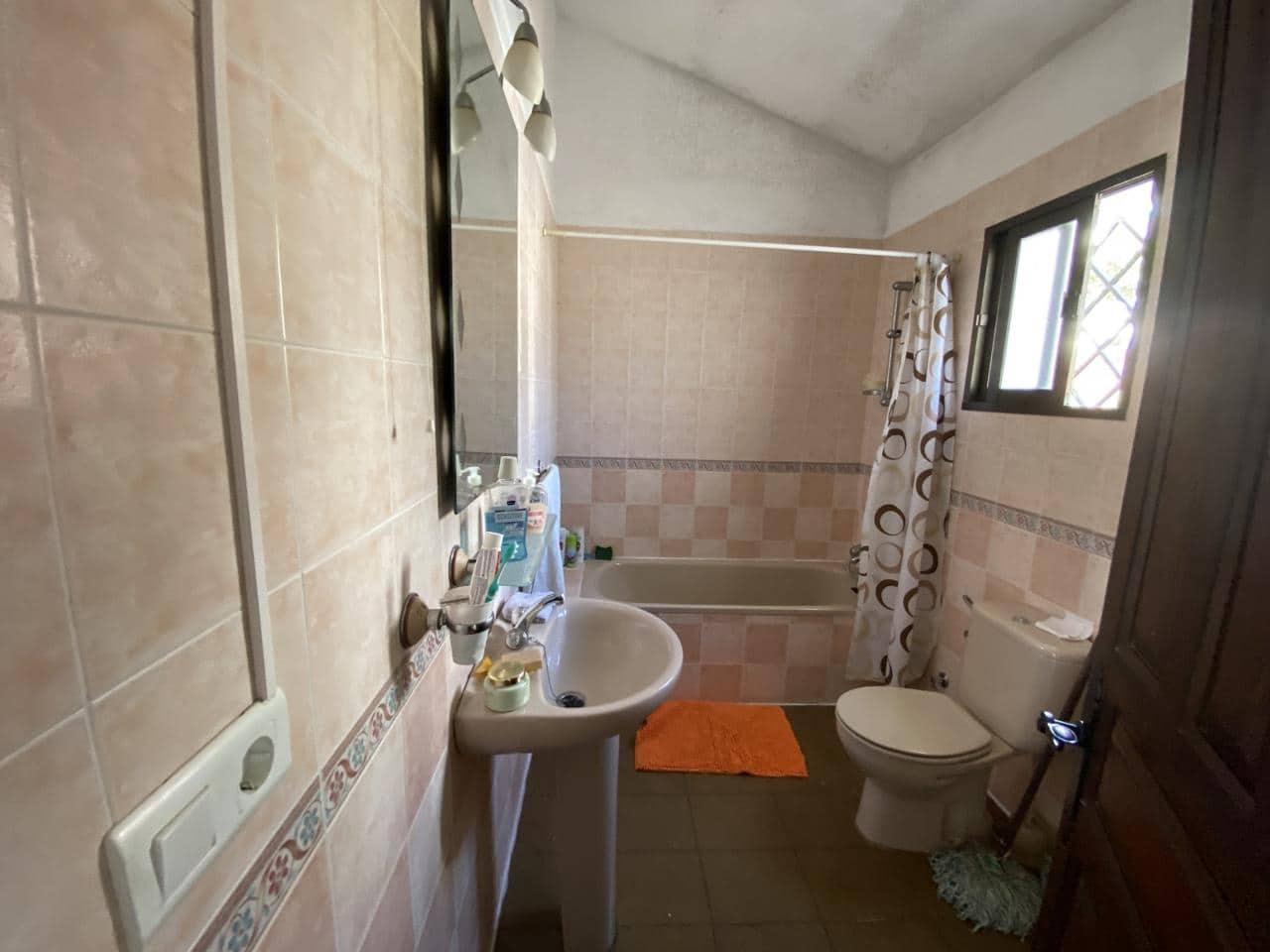 2 makuuhuone Asunto myytävänä paikassa Nerja - 310 000 € (Ref: 9002649)