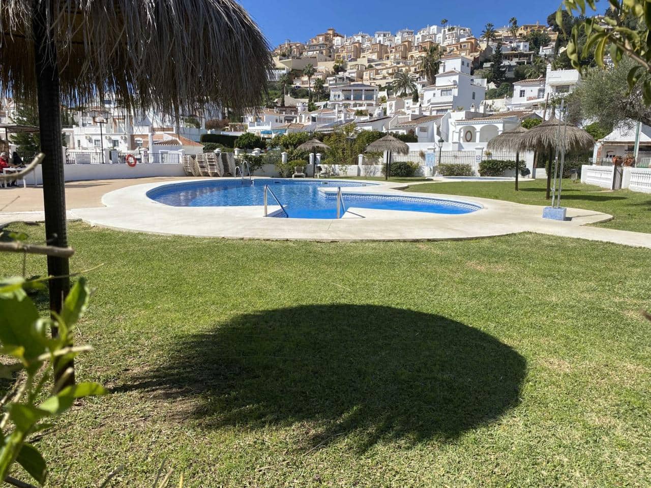 2 makuuhuone Asunto myytävänä paikassa Nerja - 310 000 € (Ref: 9002649)