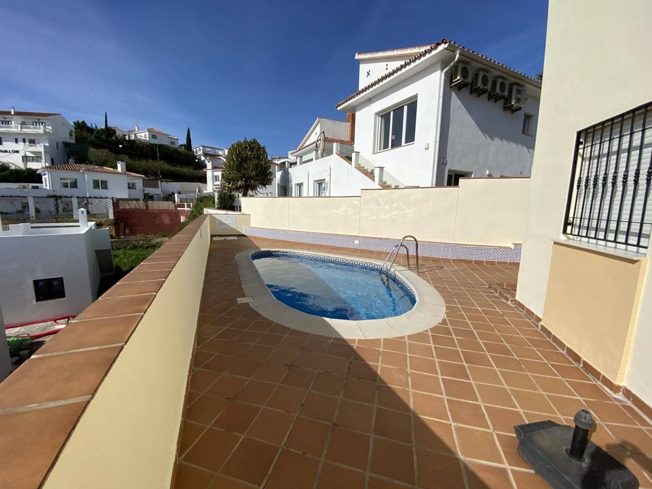 2 quarto Apartamento para venda em Nerja - 339 000 € (Ref: 9004065)