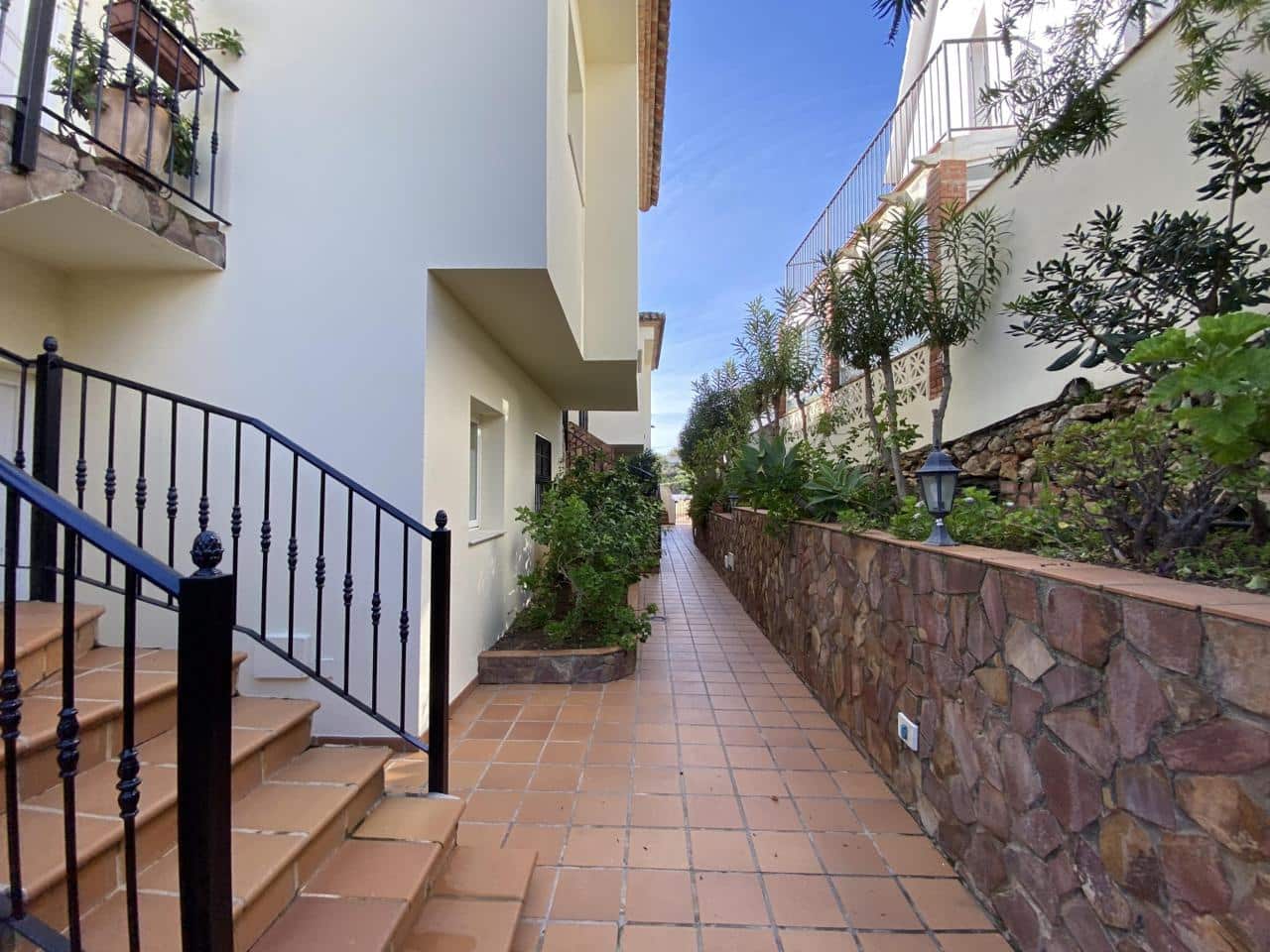 2 quarto Apartamento para venda em Nerja - 339 000 € (Ref: 9004065)