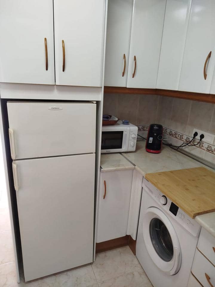 1 makuuhuone Asunto vuokrattavana paikassa Nerja - 840 € (Ref: 9010435)