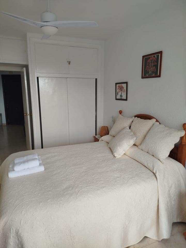 1 makuuhuone Asunto vuokrattavana paikassa Nerja - 840 € (Ref: 9010435)
