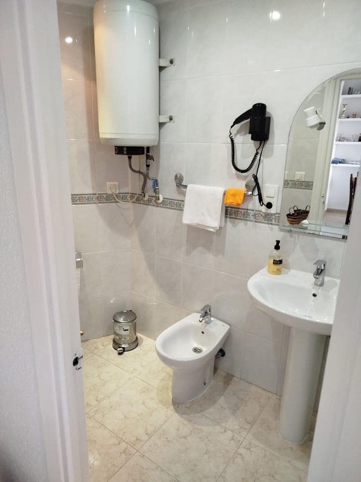 1 makuuhuone Asunto vuokrattavana paikassa Nerja - 840 € (Ref: 9010435)