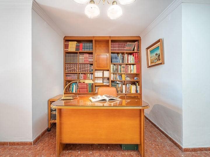 4 sypialnia Mieszkanie na sprzedaż w Torrox - 250 000 € (Ref: 9030848)